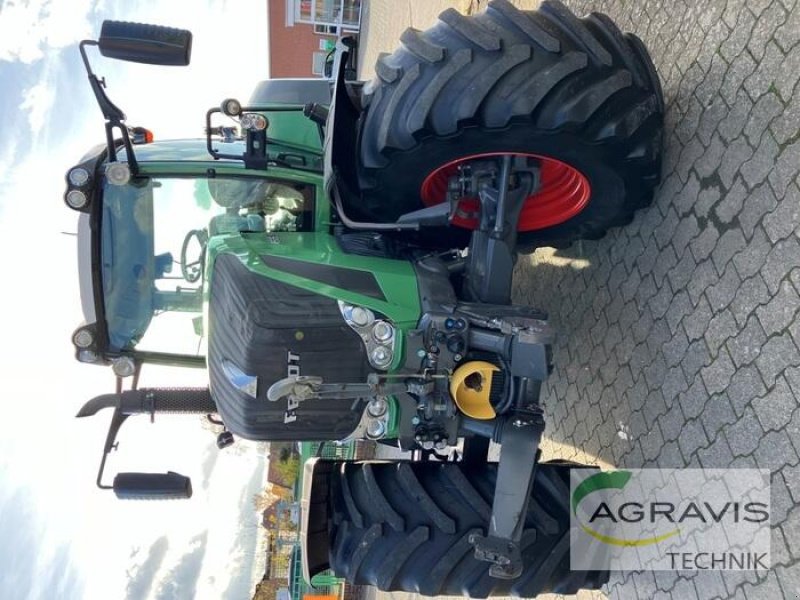 Traktor of the type Fendt 828 VARIO SCR PROFI PLUS, Gebrauchtmaschine in Northeim (Picture 2)