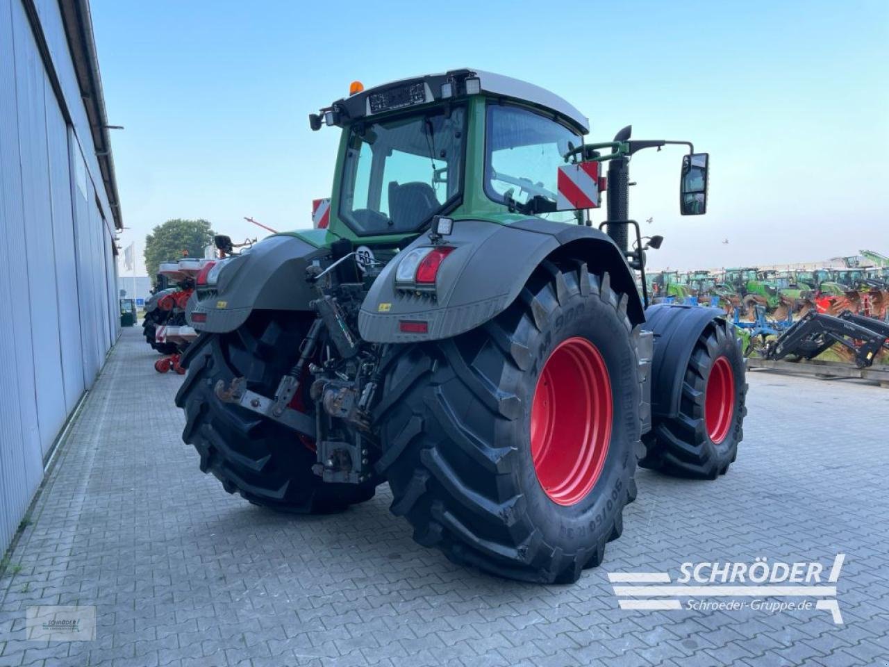 Traktor des Typs Fendt 828 VARIO SCR PROFI PLUS, Gebrauchtmaschine in Wildeshausen (Bild 3)