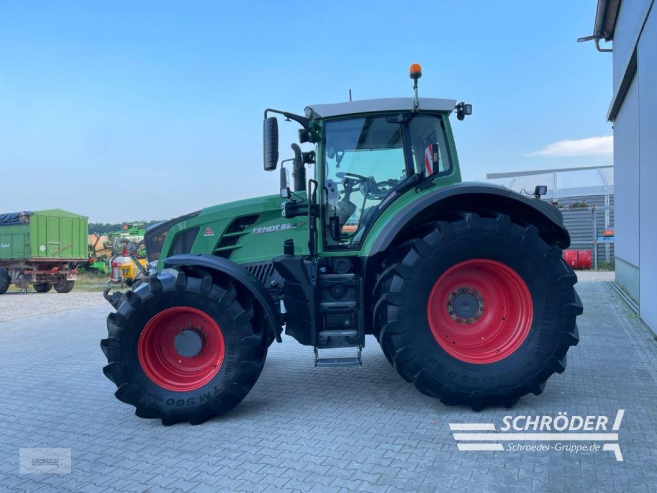 Traktor des Typs Fendt 828 VARIO SCR PROFI PLUS, Gebrauchtmaschine in Wildeshausen (Bild 4)