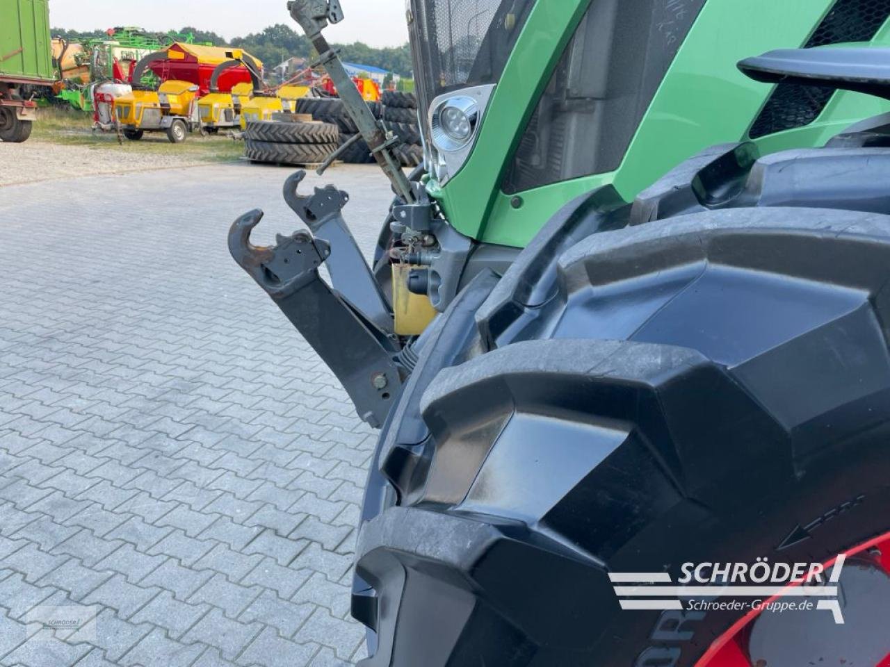 Traktor типа Fendt 828 VARIO SCR PROFI PLUS, Gebrauchtmaschine в Wildeshausen (Фотография 14)