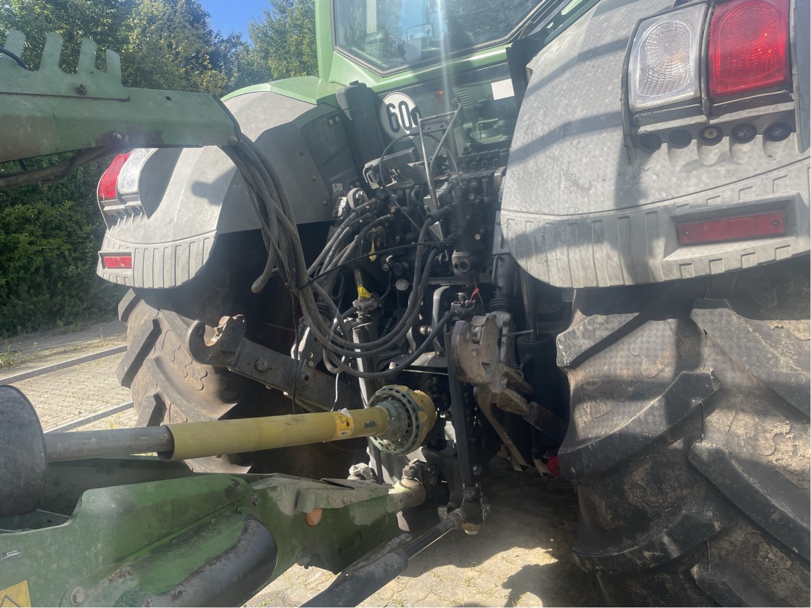 Traktor des Typs Fendt 828 Vario SCR ProfiPlus, Gebrauchtmaschine in Voitze (Bild 2)