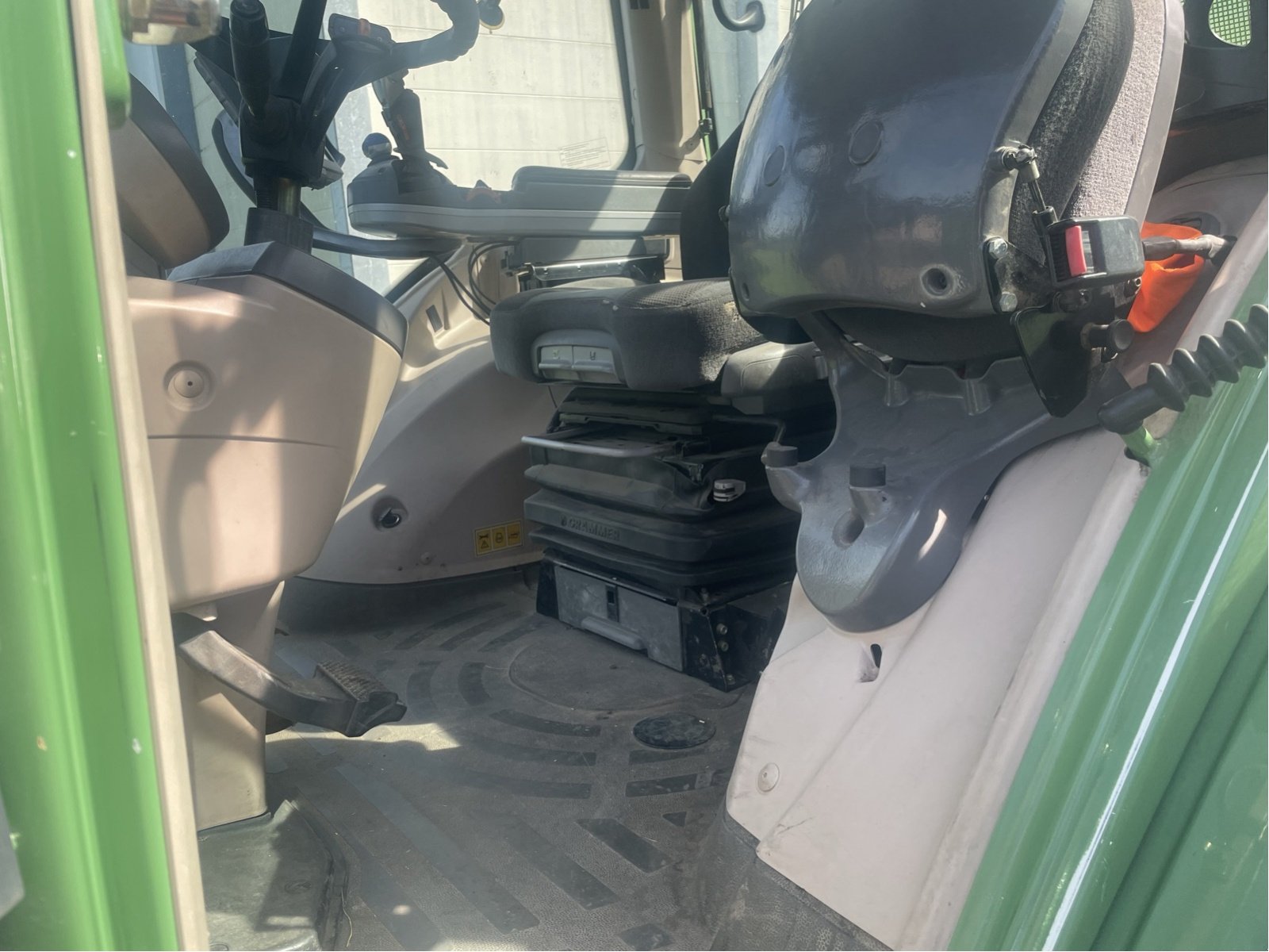 Traktor tip Fendt 828 Vario SCR ProfiPlus, Gebrauchtmaschine in Voitze (Poză 7)