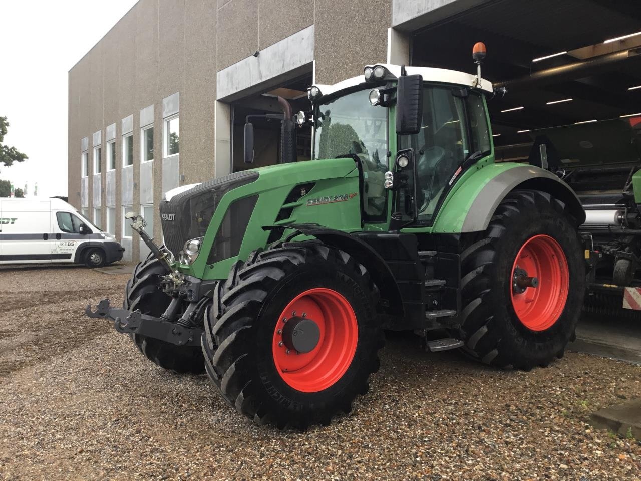 Traktor van het type Fendt 828 VARIO SCR, Gebrauchtmaschine in Grindsted (Foto 3)