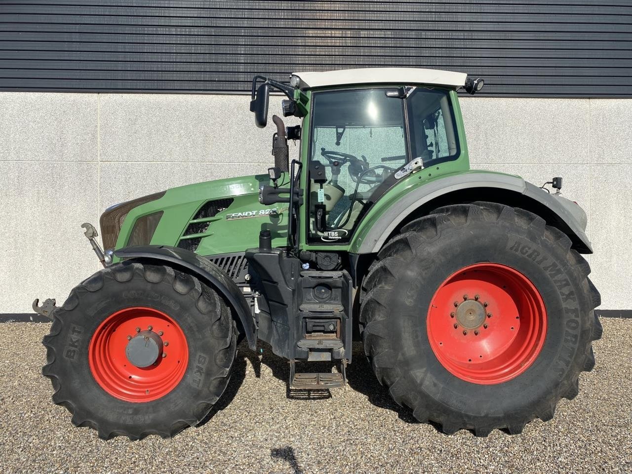 Traktor Türe ait Fendt 828 VARIO SCR, Gebrauchtmaschine içinde Holstebro (resim 1)