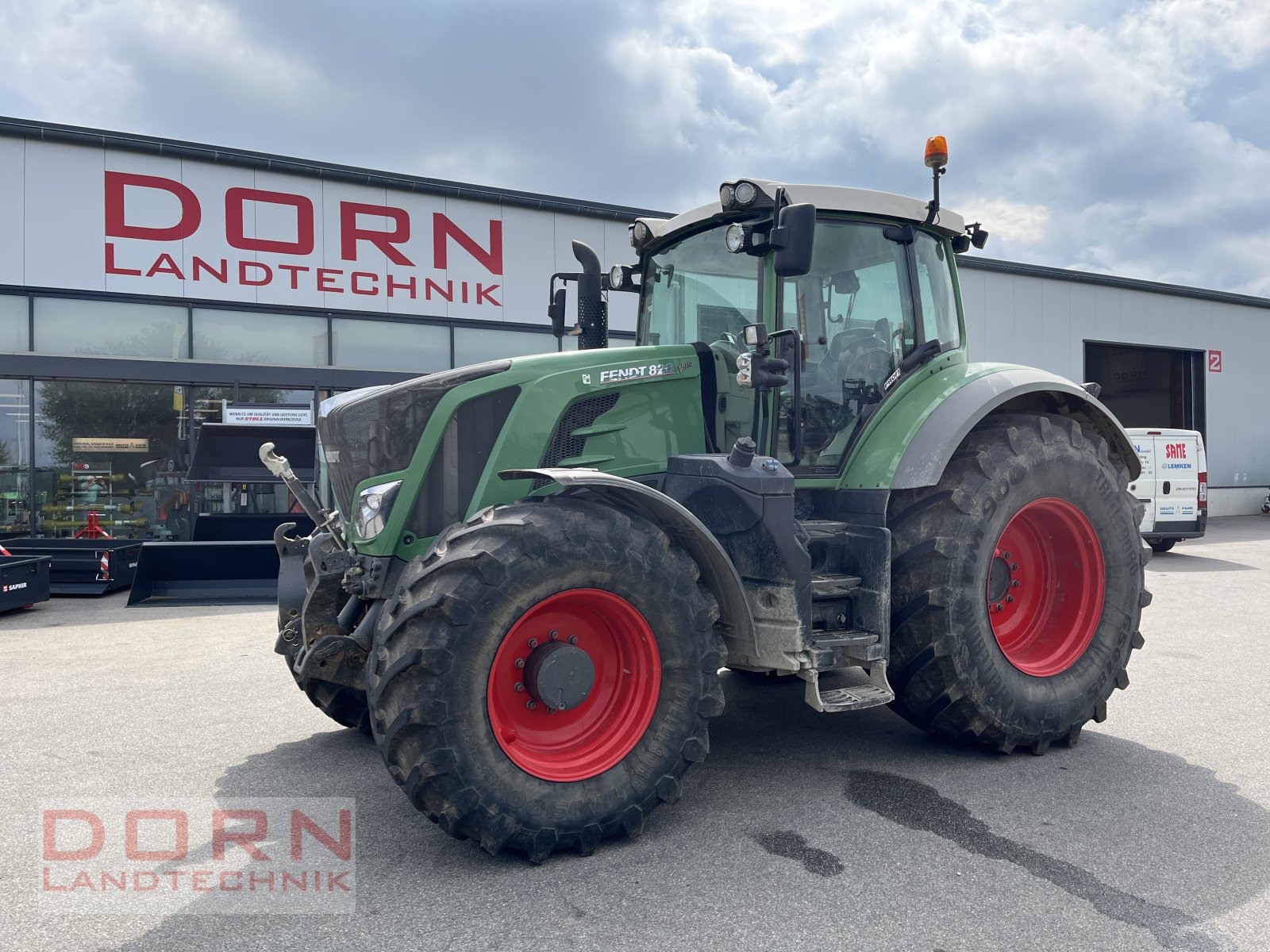 Traktor van het type Fendt 828 Vario, Gebrauchtmaschine in Schierling (Foto 1)