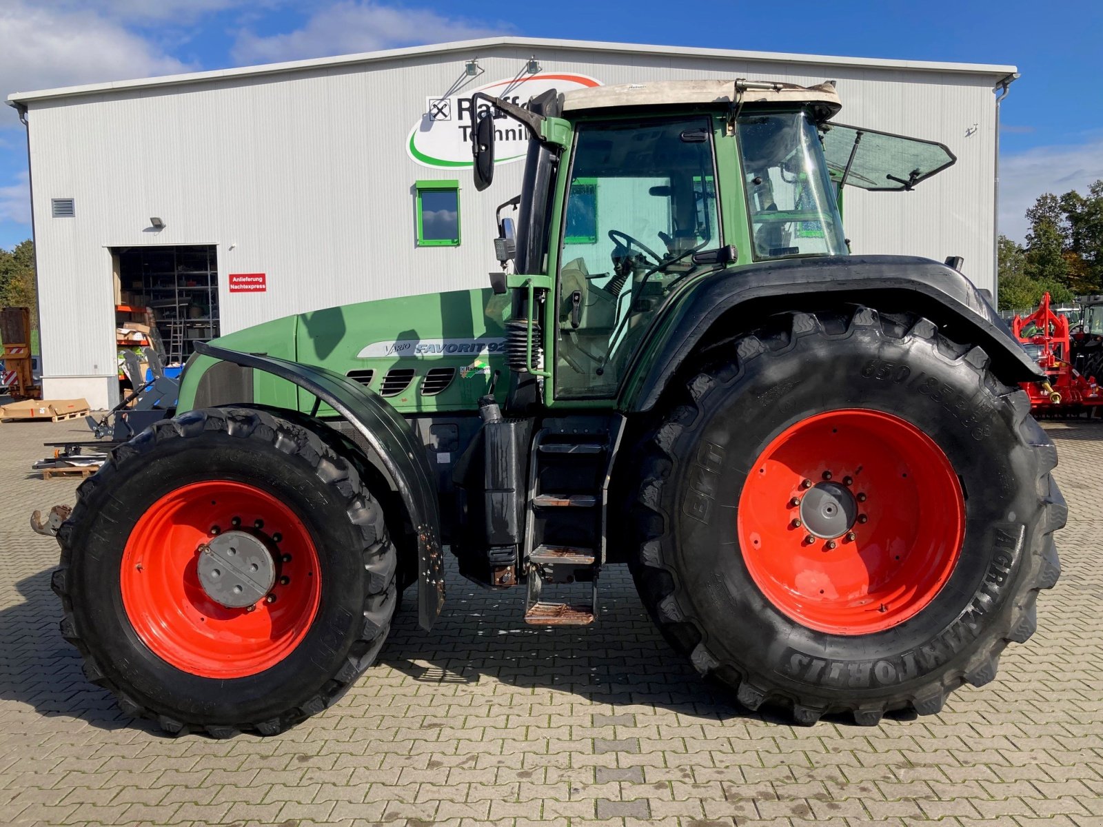 Traktor typu Fendt 924 Vario Favorit, Gebrauchtmaschine v Petersberg (Obrázek 1)