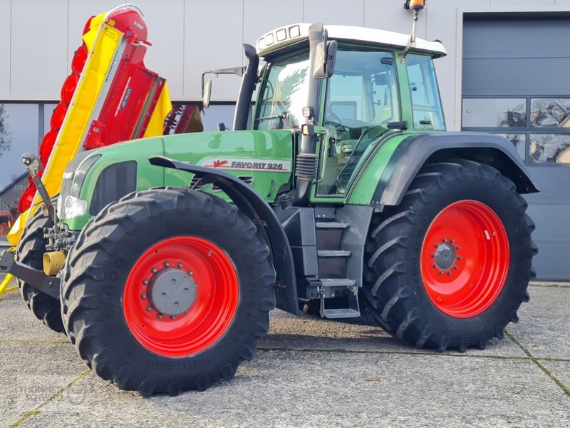 Traktor typu Fendt 926 Vario, Gebrauchtmaschine v Crombach/St.Vith