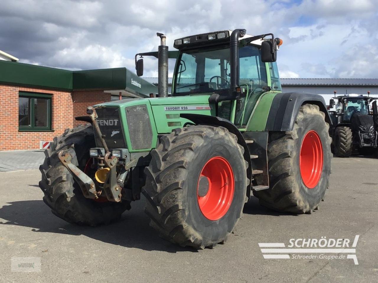 Traktor des Typs Fendt 926, Gebrauchtmaschine in Penzlin (Bild 1)