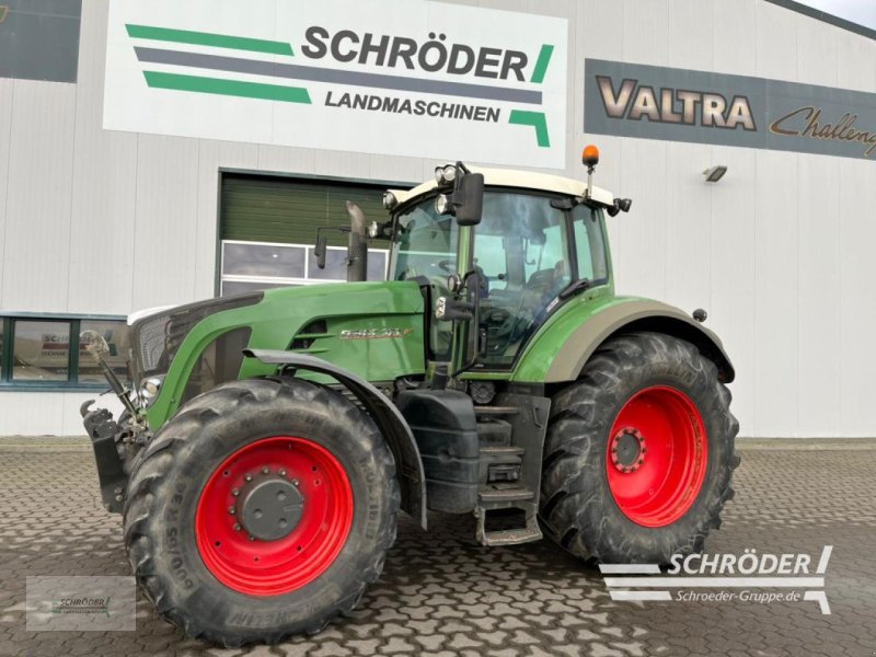 Traktor типа Fendt 927 COM III, Gebrauchtmaschine в Leizen