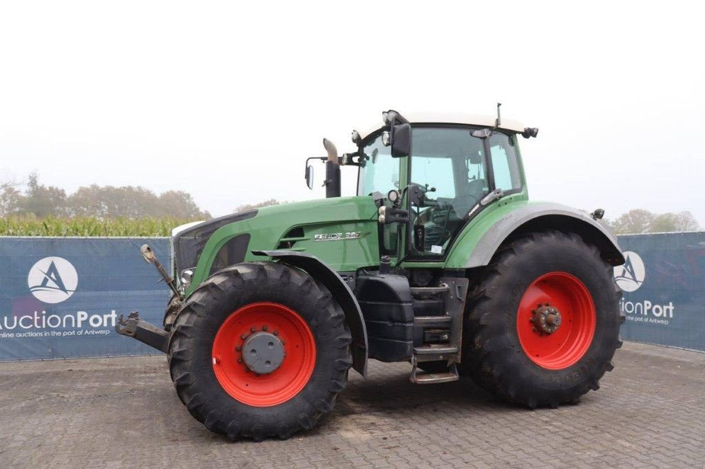 Traktor от тип Fendt 927 Vario, Gebrauchtmaschine в Antwerpen (Снимка 1)