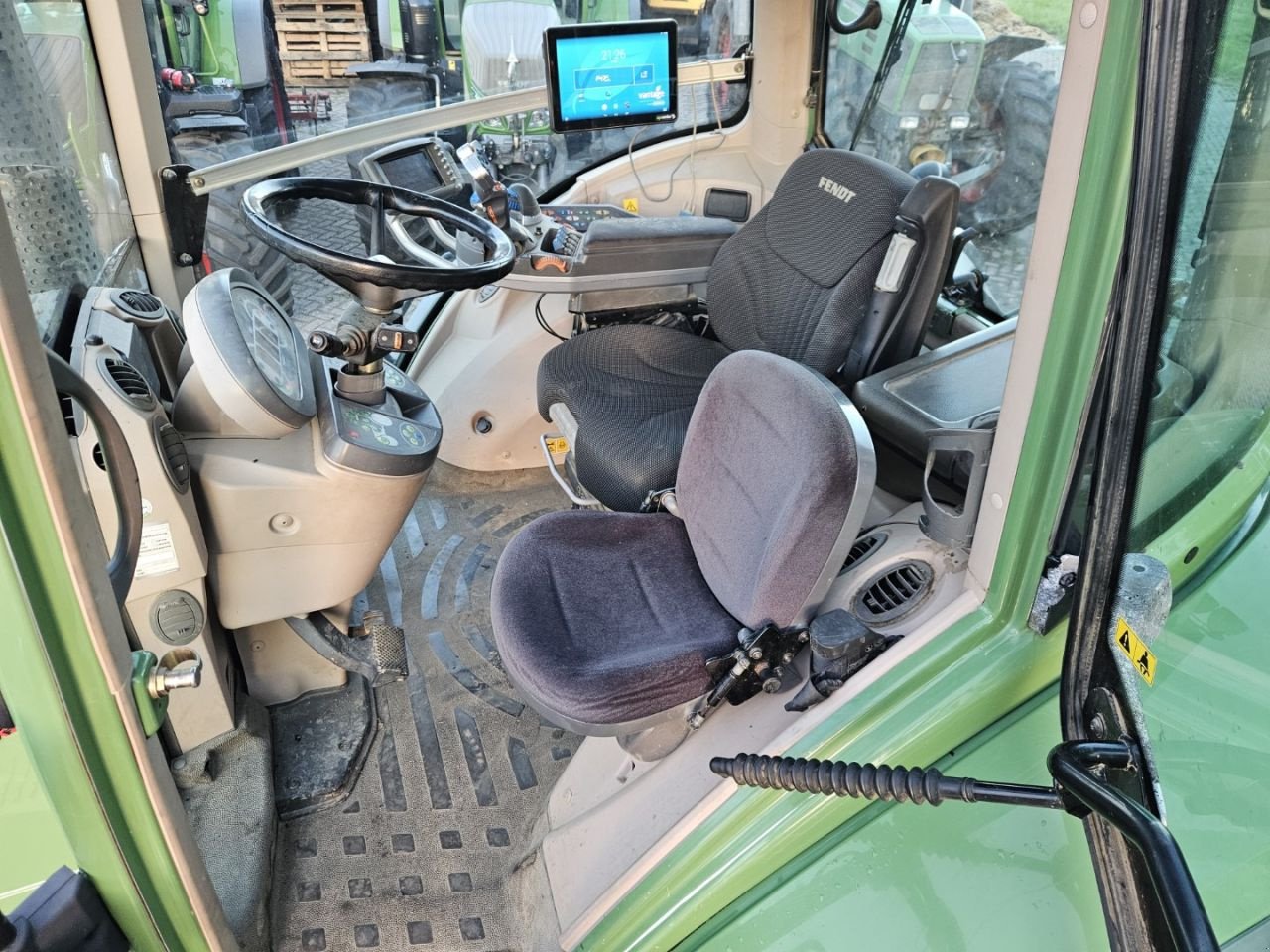 Traktor типа Fendt 930 Profi met Trimble gps RTK, Gebrauchtmaschine в Bergen op Zoom (Фотография 8)