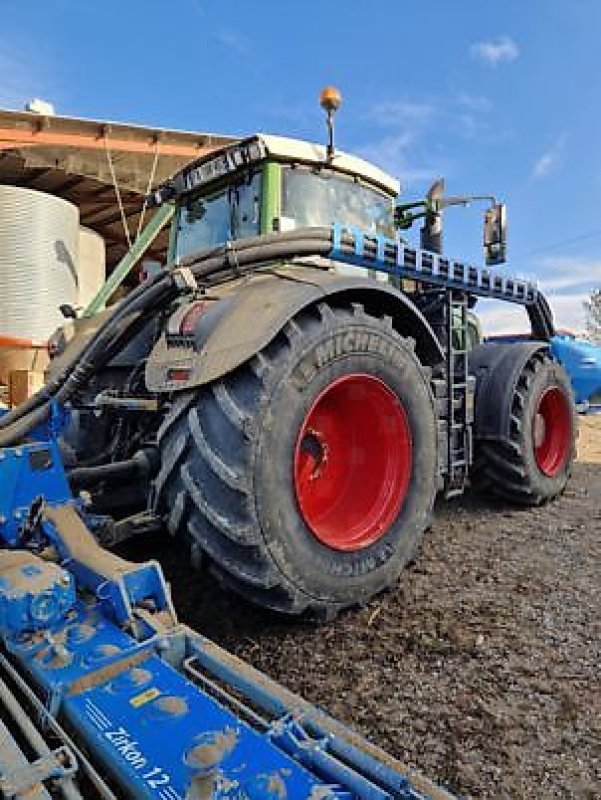 Traktor of the type Fendt 930 PROFI PLUS S4, Gebrauchtmaschine in PEYROLE (Picture 4)