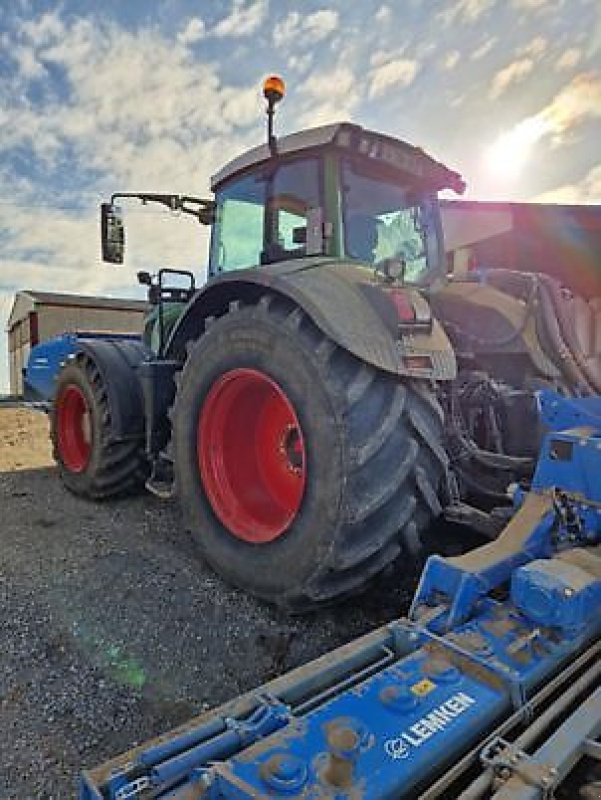 Traktor of the type Fendt 930 PROFI PLUS S4, Gebrauchtmaschine in PEYROLE (Picture 3)