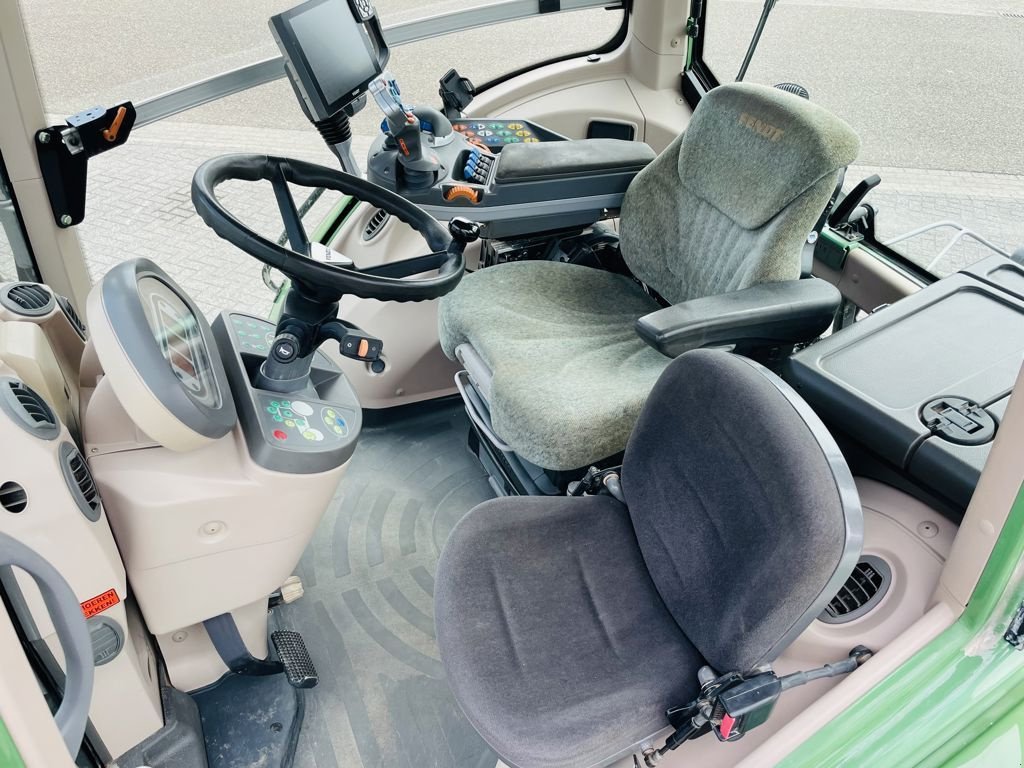 Traktor of the type Fendt 930 Vario Profi plus, Gebrauchtmaschine in BOEKEL (Picture 3)