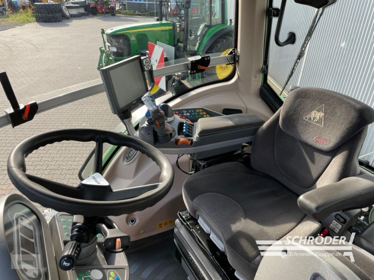 Traktor typu Fendt 930 VARIO S4 PROFI PLUS, Gebrauchtmaschine w Wildeshausen (Zdjęcie 11)