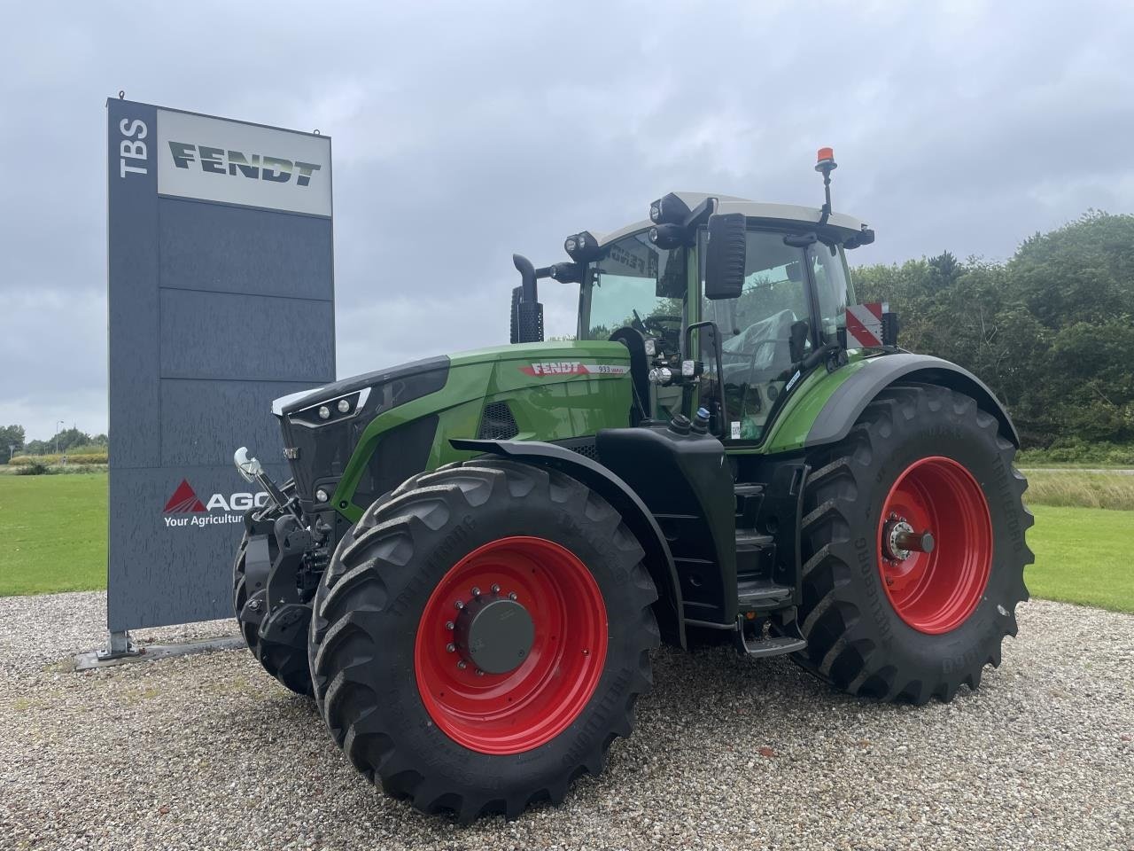 Traktor tipa Fendt 933 PROFI + GEN7, Gebrauchtmaschine u Grindsted (Slika 1)