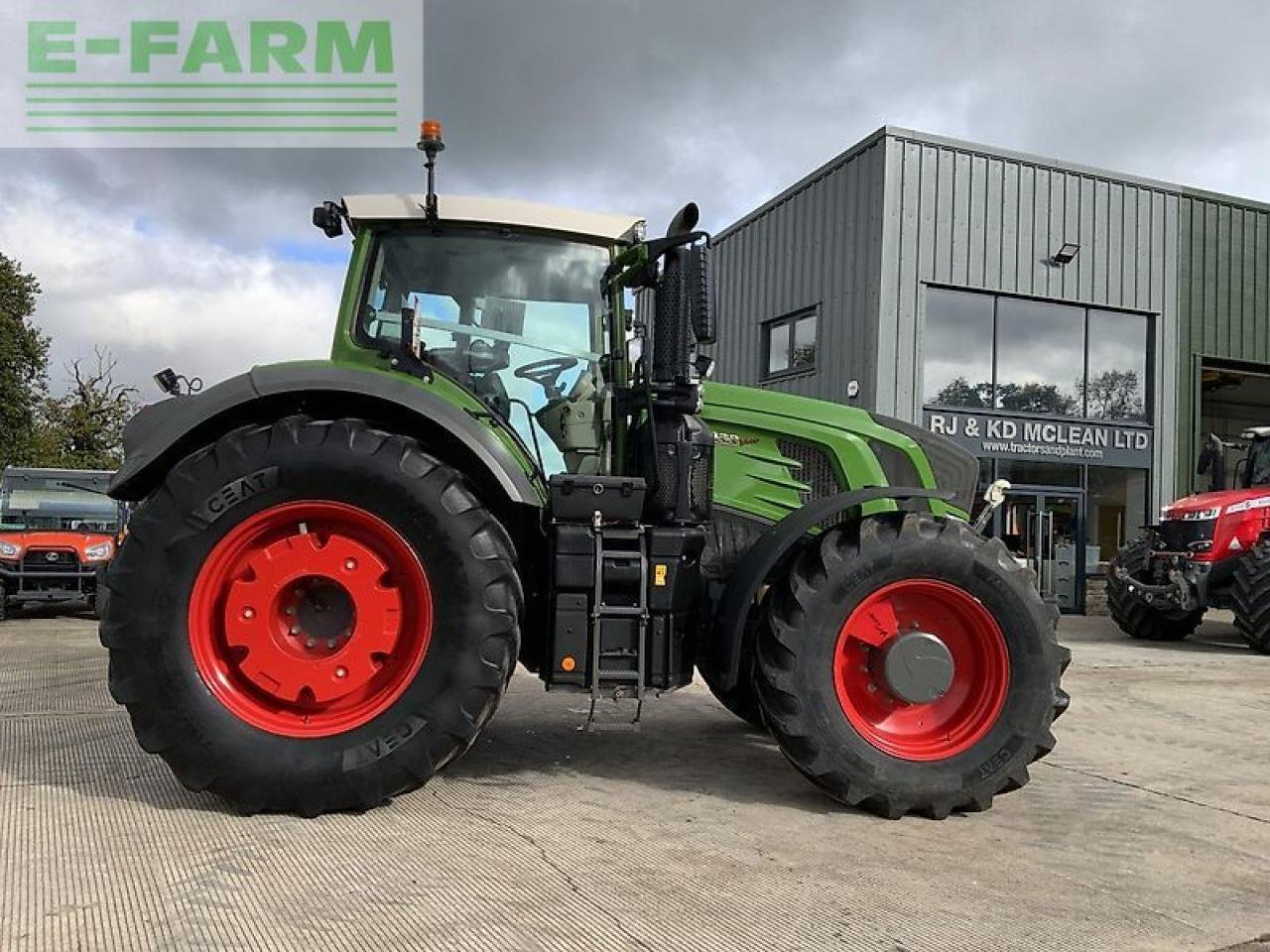 Traktor типа Fendt 933 profi plus tractor (st21180), Gebrauchtmaschine в SHAFTESBURY (Фотография 11)