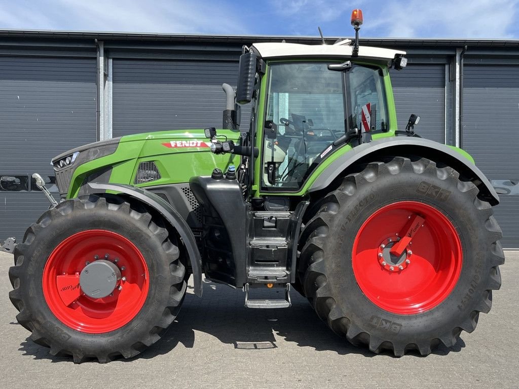 Traktor des Typs Fendt 933 Profi Plus, Gebrauchtmaschine in Hapert (Bild 2)