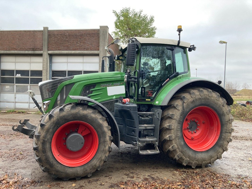 Traktor типа Fendt 933 S4 Profi Plus mit GPS & Reifendruckregelanlage, Gebrauchtmaschine в Karstädt (Фотография 3)