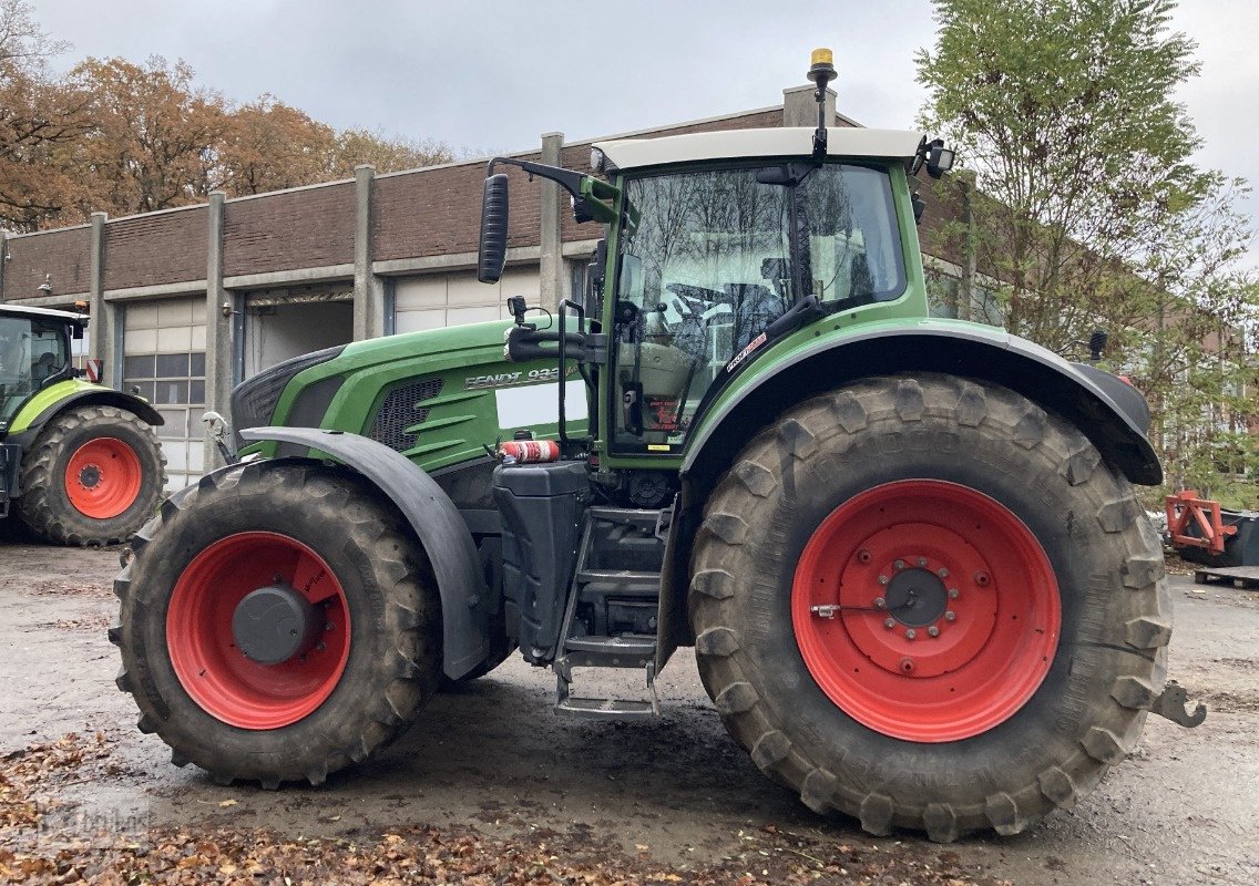 Traktor типа Fendt 933 S4 Profi Plus mit GPS & Reifendruckregelanlage, Gebrauchtmaschine в Karstädt (Фотография 4)