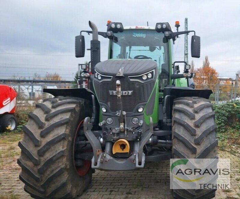 Traktor van het type Fendt 933 VARIO GEN-6 PROFI PLUS, Gebrauchtmaschine in Calbe / Saale (Foto 2)