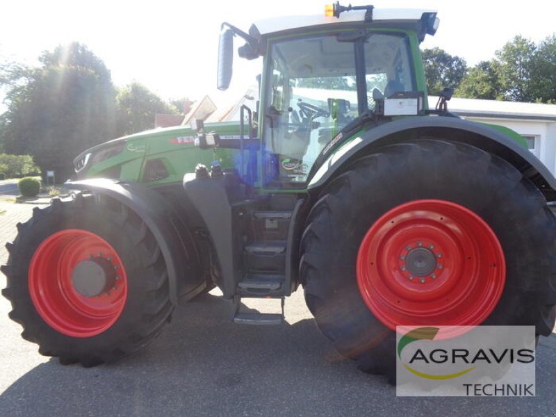 Traktor of the type Fendt 933 VARIO GEN-6 PROFI PLUS, Gebrauchtmaschine in Nartum (Picture 11)