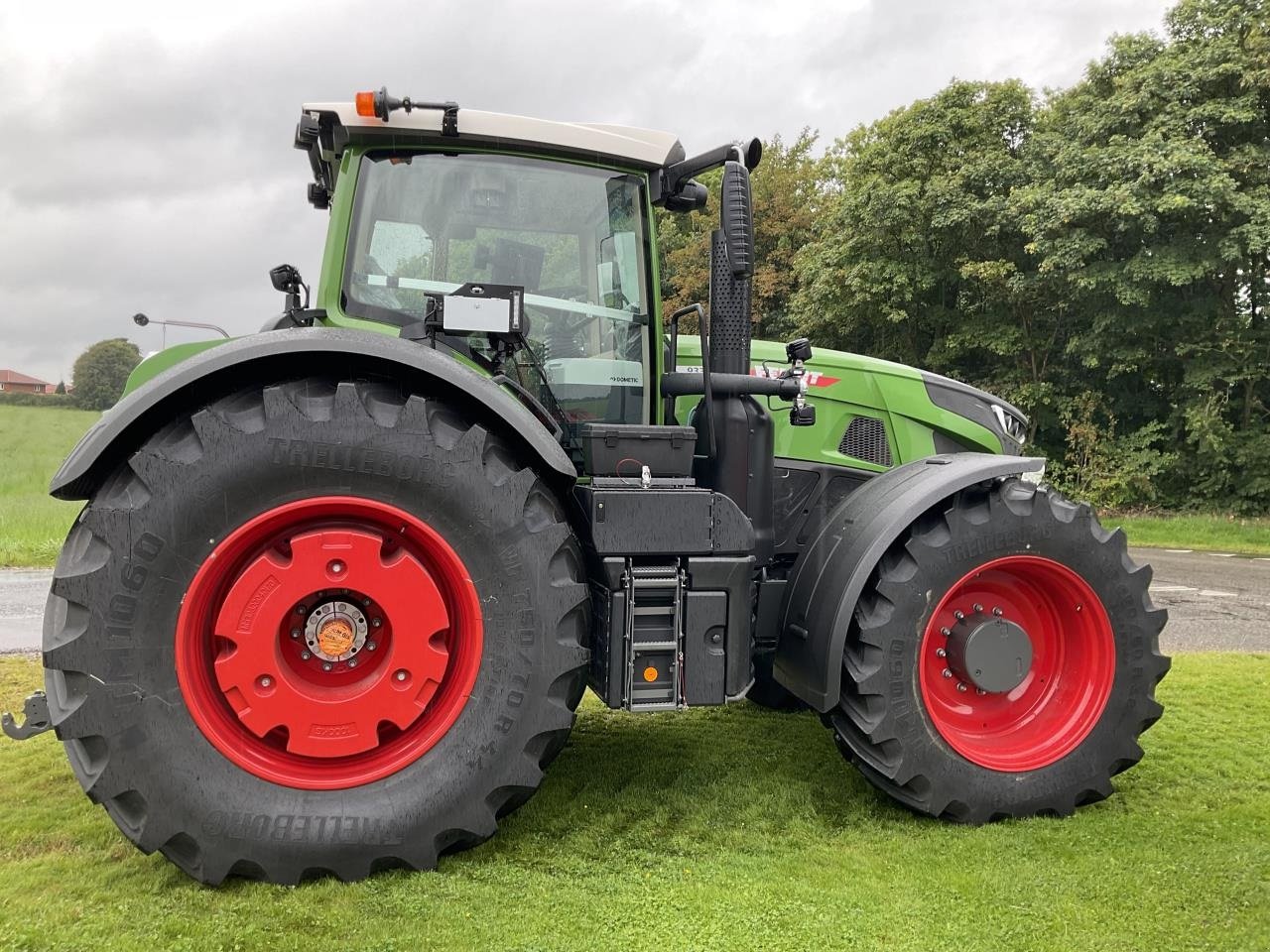 Traktor Türe ait Fendt 933 VARIO GEN7, Gebrauchtmaschine içinde Suldrup (resim 2)