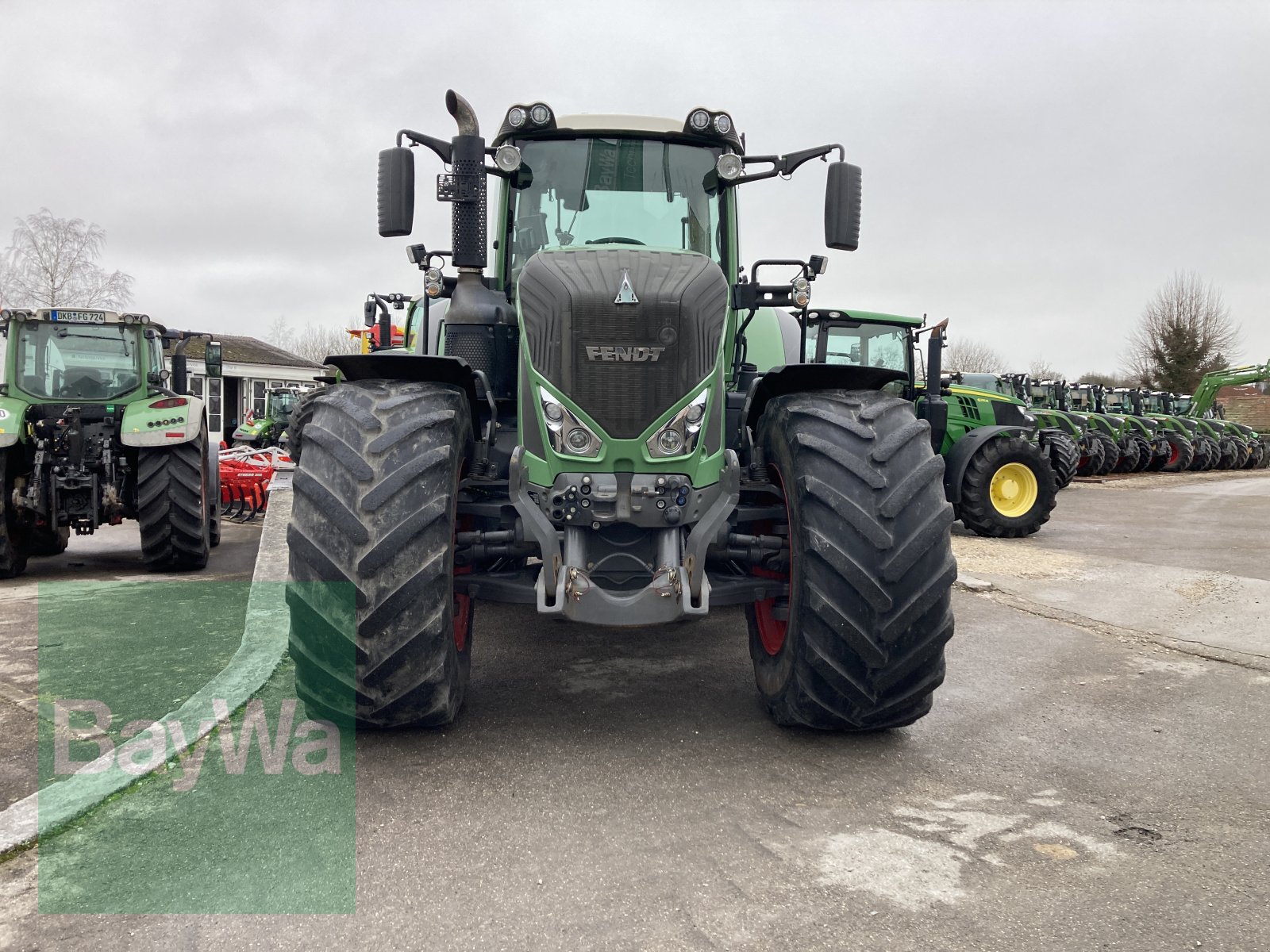 Traktor typu Fendt 933 Vario ProfiPlus S4 RTK *Motor neu*, Gebrauchtmaschine v Dinkelsbühl (Obrázok 3)