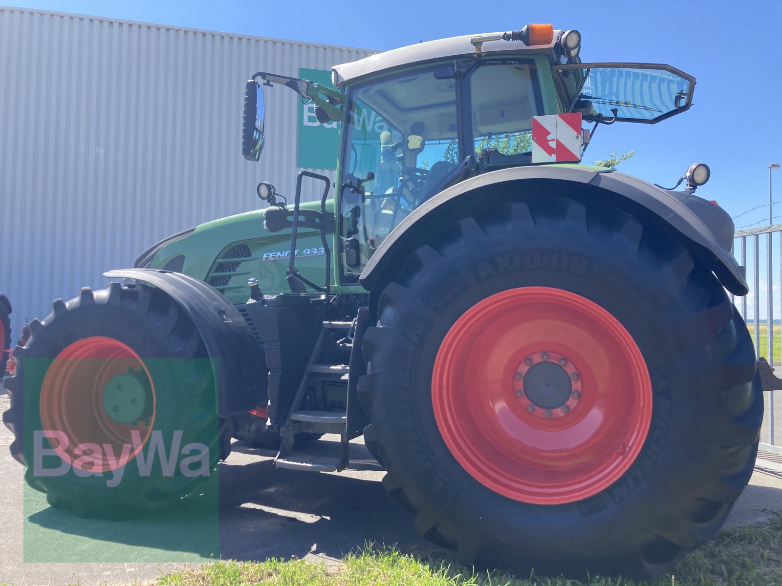 Traktor des Typs Fendt 933 Vario SCR Profi Plus RTK, Gebrauchtmaschine in Giebelstadt (Bild 3)