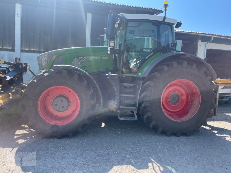 Traktor van het type Fendt 933 Vario, Gebrauchtmaschine in Pragsdorf (Foto 1)