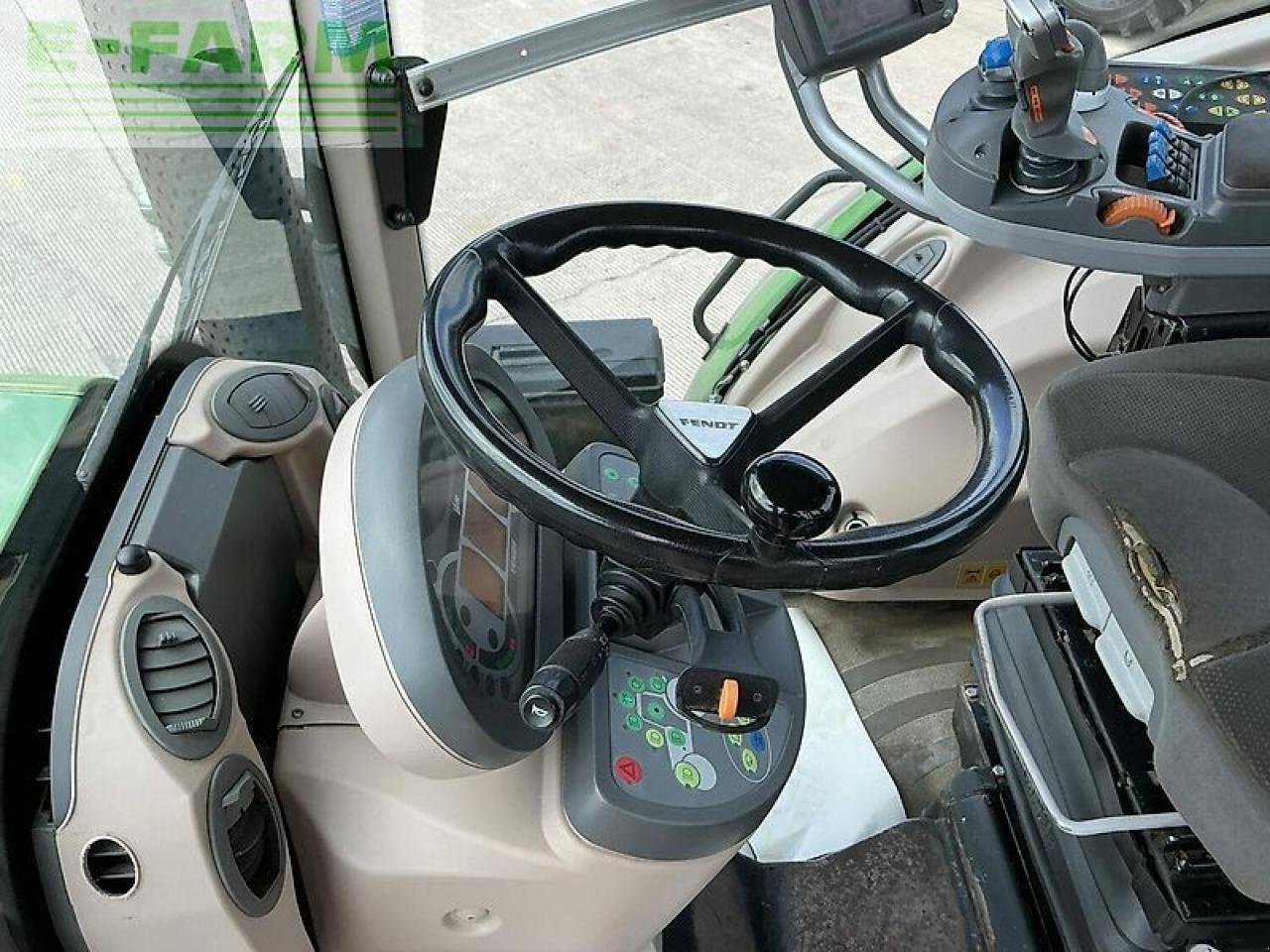 Traktor van het type Fendt 936 reverse drive tractor (st20309), Gebrauchtmaschine in SHAFTESBURY (Foto 26)