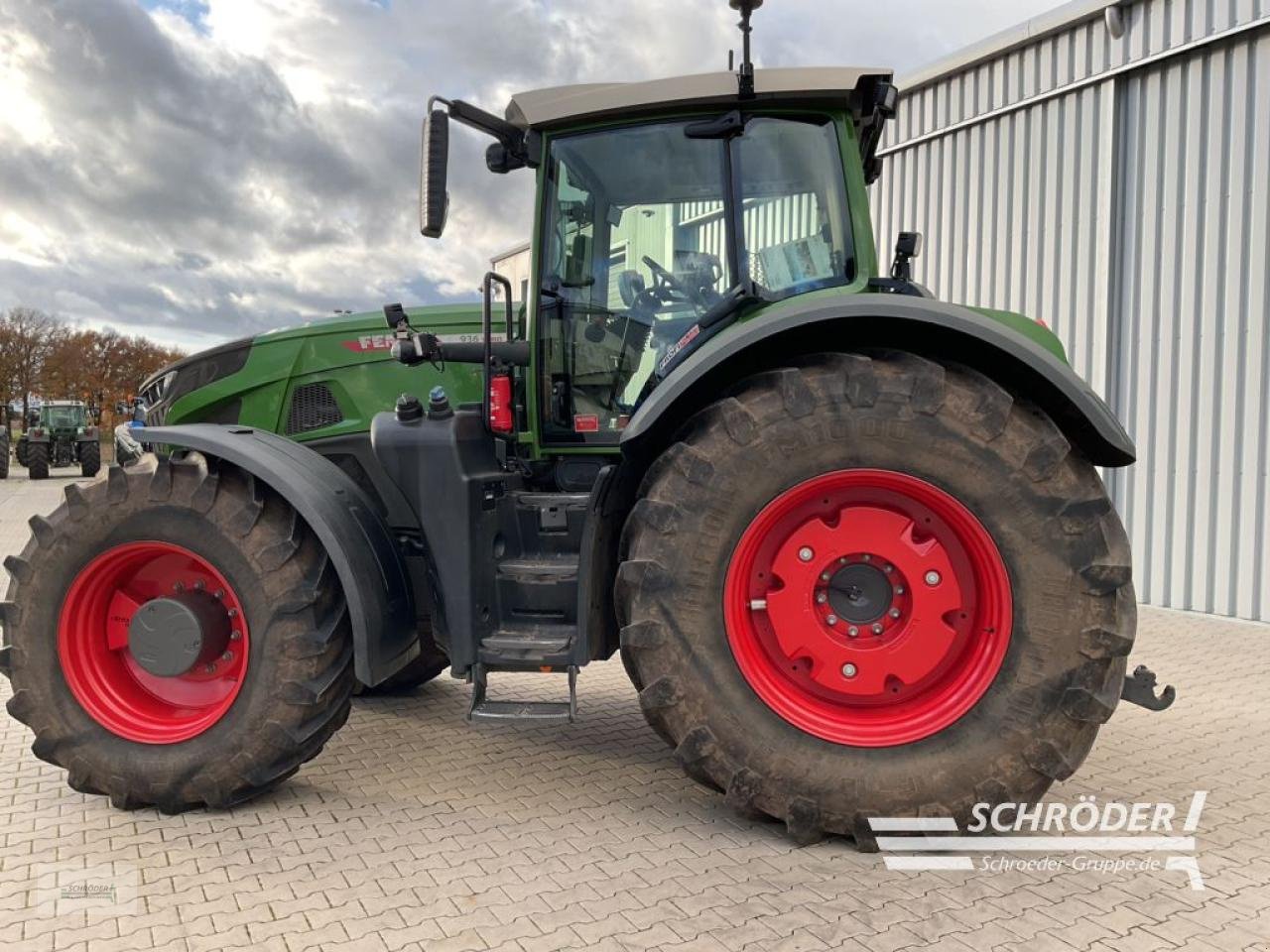 Traktor of the type Fendt 936 VARIO GEN6 PROFI PLUS, Gebrauchtmaschine in Holdorf (Picture 10)