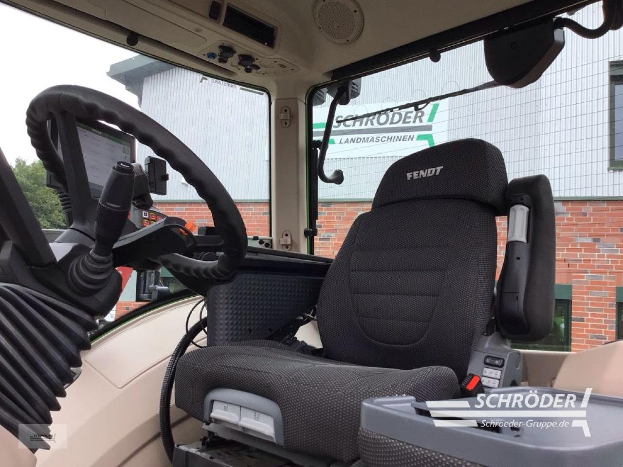 Traktor of the type Fendt 936 VARIO GEN7 PROFI PLUS, Gebrauchtmaschine in Friedland (Picture 4)