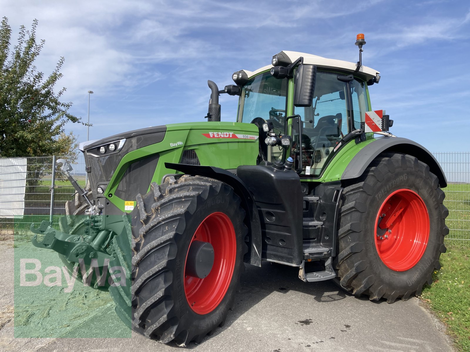 Traktor of the type Fendt 936 Vario ProfiPlus, Gebrauchtmaschine in Giebelstadt (Picture 3)