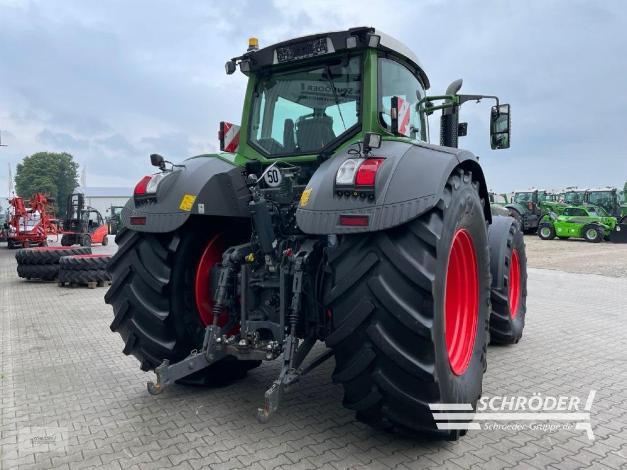 Traktor des Typs Fendt 936 VARIO S4 PROFI PLUS, Gebrauchtmaschine in Wildeshausen (Bild 3)