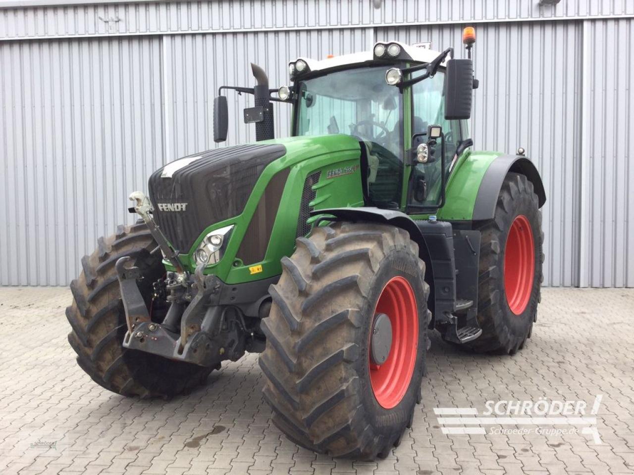 Traktor of the type Fendt 936 VARIO S4 PROFI PLUS, Gebrauchtmaschine in Norden (Picture 1)