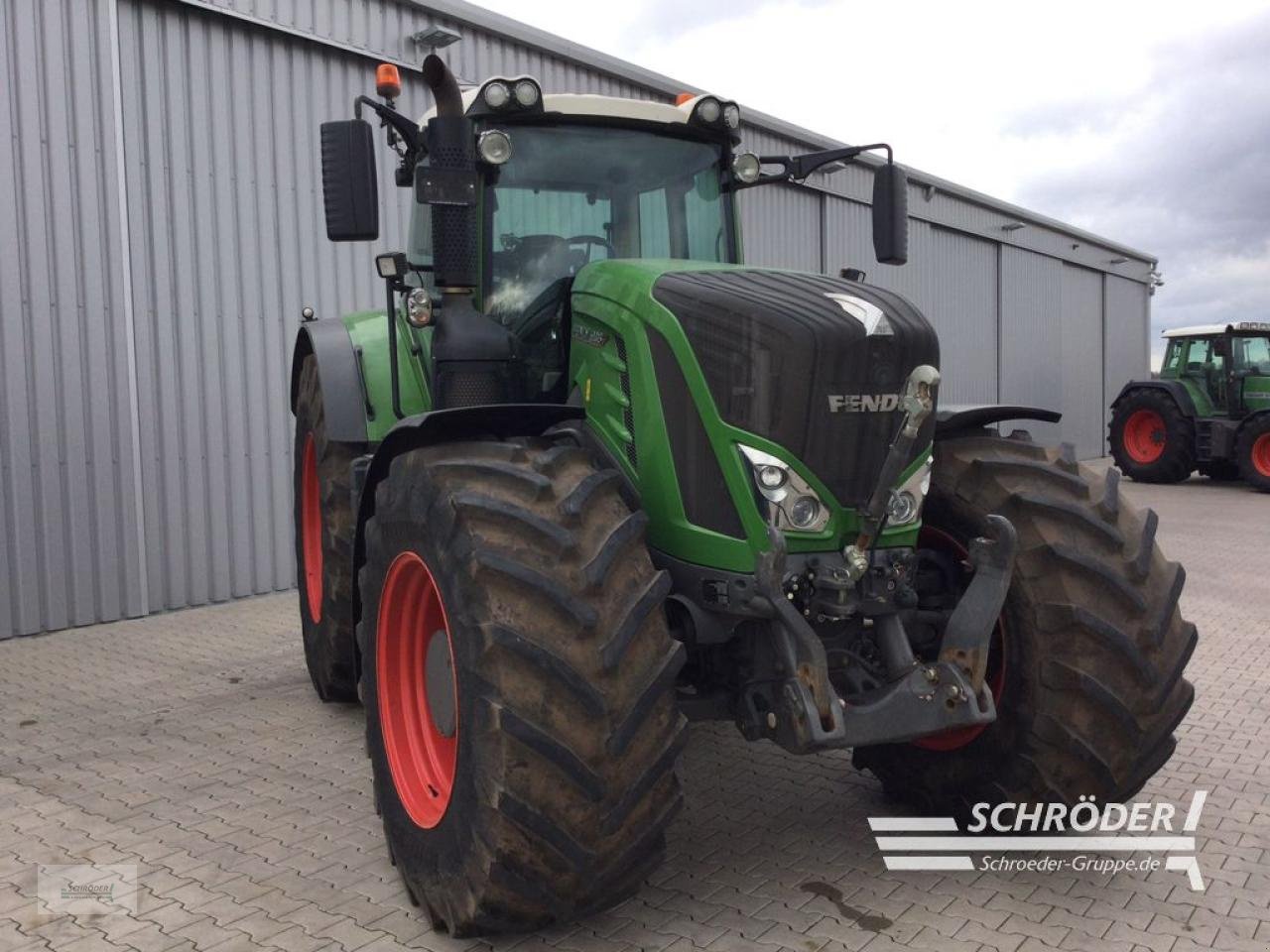 Traktor des Typs Fendt 936 VARIO S4 PROFI PLUS, Gebrauchtmaschine in Norden (Bild 2)