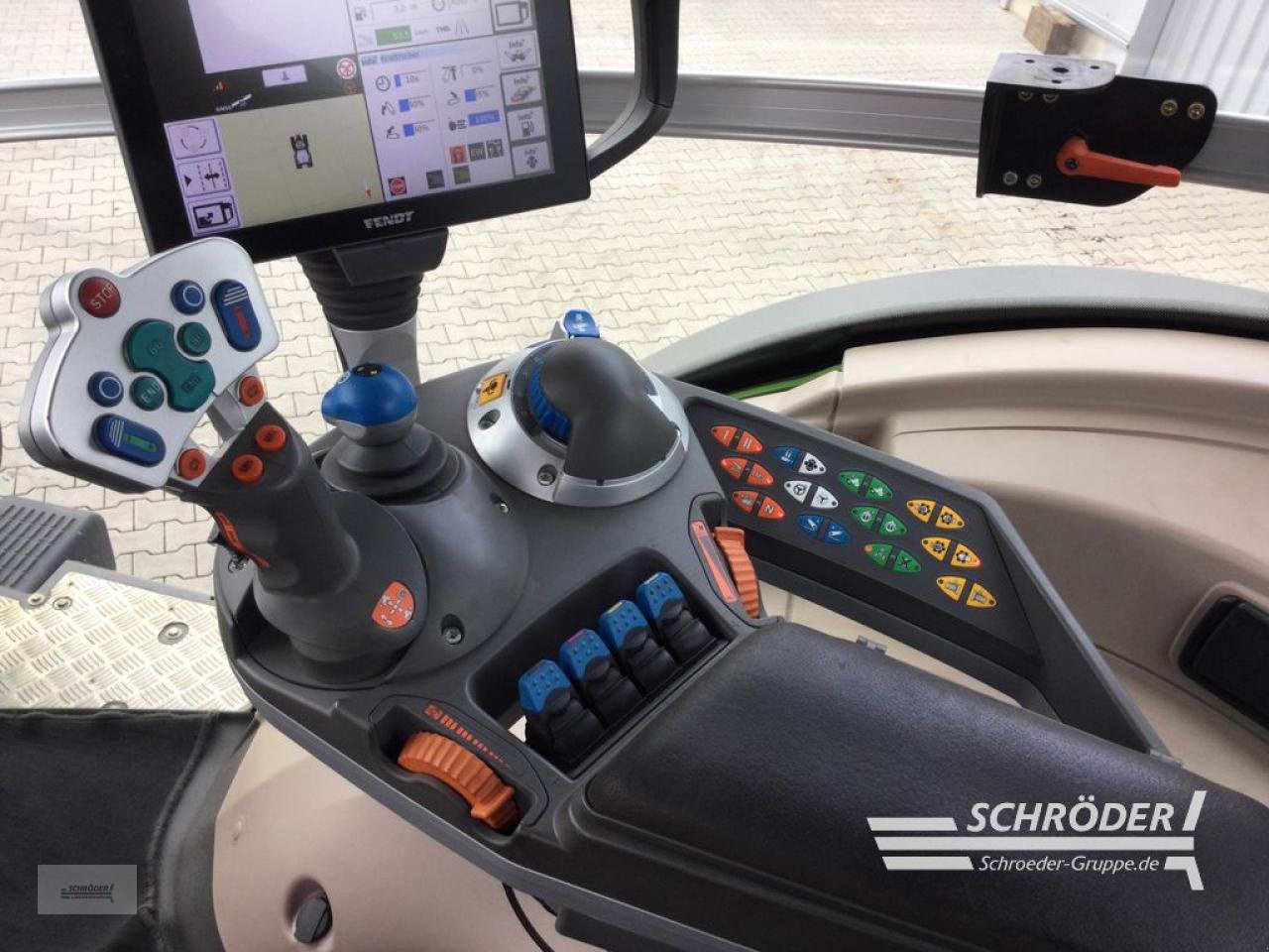 Traktor typu Fendt 936 VARIO S4 PROFI PLUS, Gebrauchtmaschine w Norden (Zdjęcie 17)