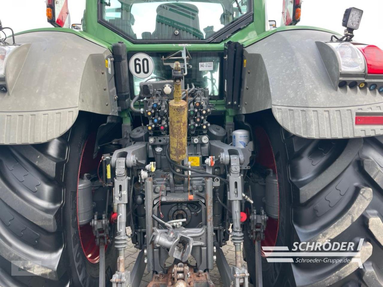 Traktor Türe ait Fendt 936 VARIO SCR PROFI, Gebrauchtmaschine içinde Wildeshausen (resim 17)