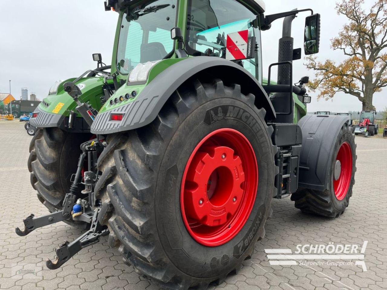 Traktor of the type Fendt 939 VARIO GEN7 PROFI PLUS, Gebrauchtmaschine in Leizen (Picture 8)