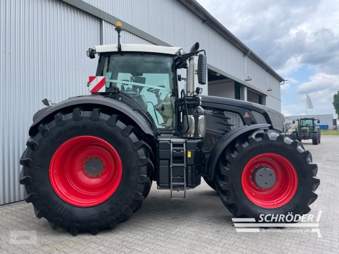 Traktor типа Fendt 939 VARIO S4 PROFI PLUS, Gebrauchtmaschine в Wildeshausen (Фотография 2)