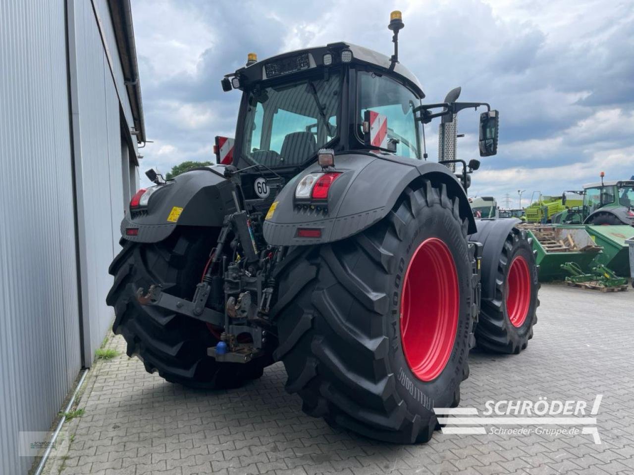 Traktor типа Fendt 939 VARIO S4 PROFI PLUS, Gebrauchtmaschine в Wildeshausen (Фотография 3)