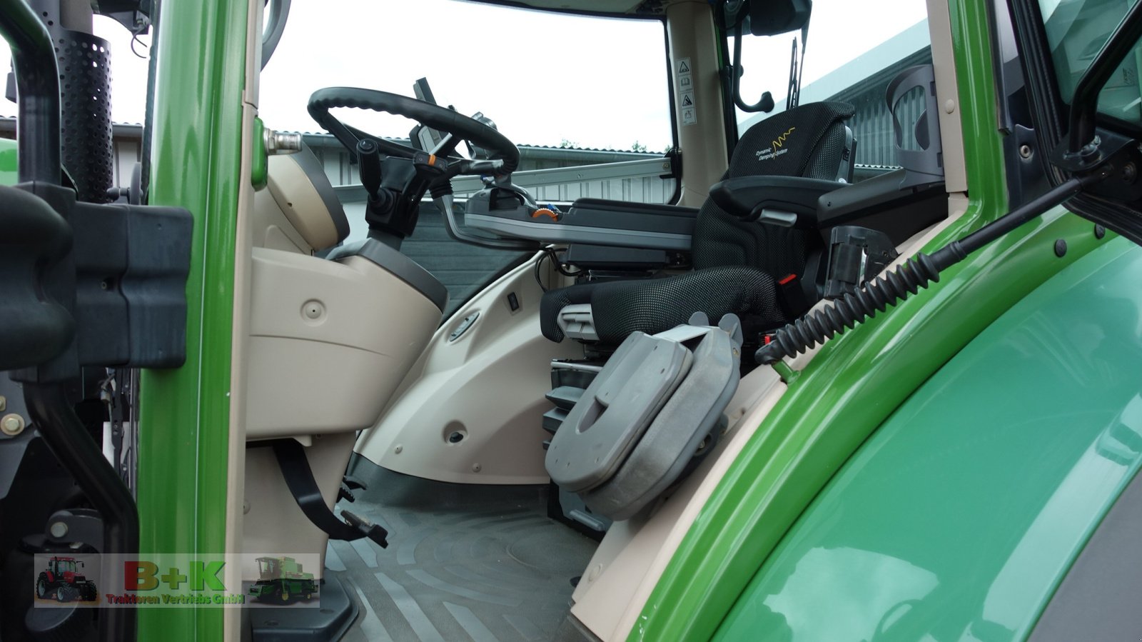 Traktor typu Fendt 939 Vario S4 Profi Plus, Gebrauchtmaschine w Kettenkamp (Zdjęcie 16)