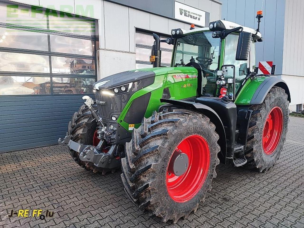 Traktor des Typs Fendt 939, Gebrauchtmaschine in TROISVIERGES (Bild 4)