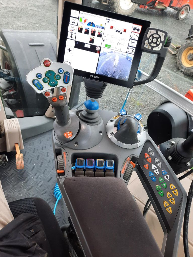 Traktor des Typs Fendt 942 Profi + GEN 6, Gebrauchtmaschine in Terranjou (Bild 7)