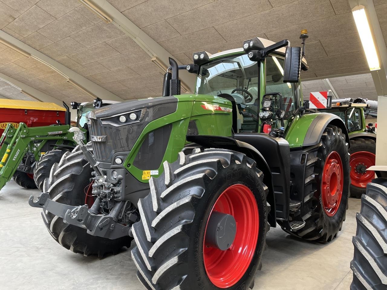 Traktor van het type Fendt 942 VARIO GEN6, Gebrauchtmaschine in Suldrup (Foto 2)