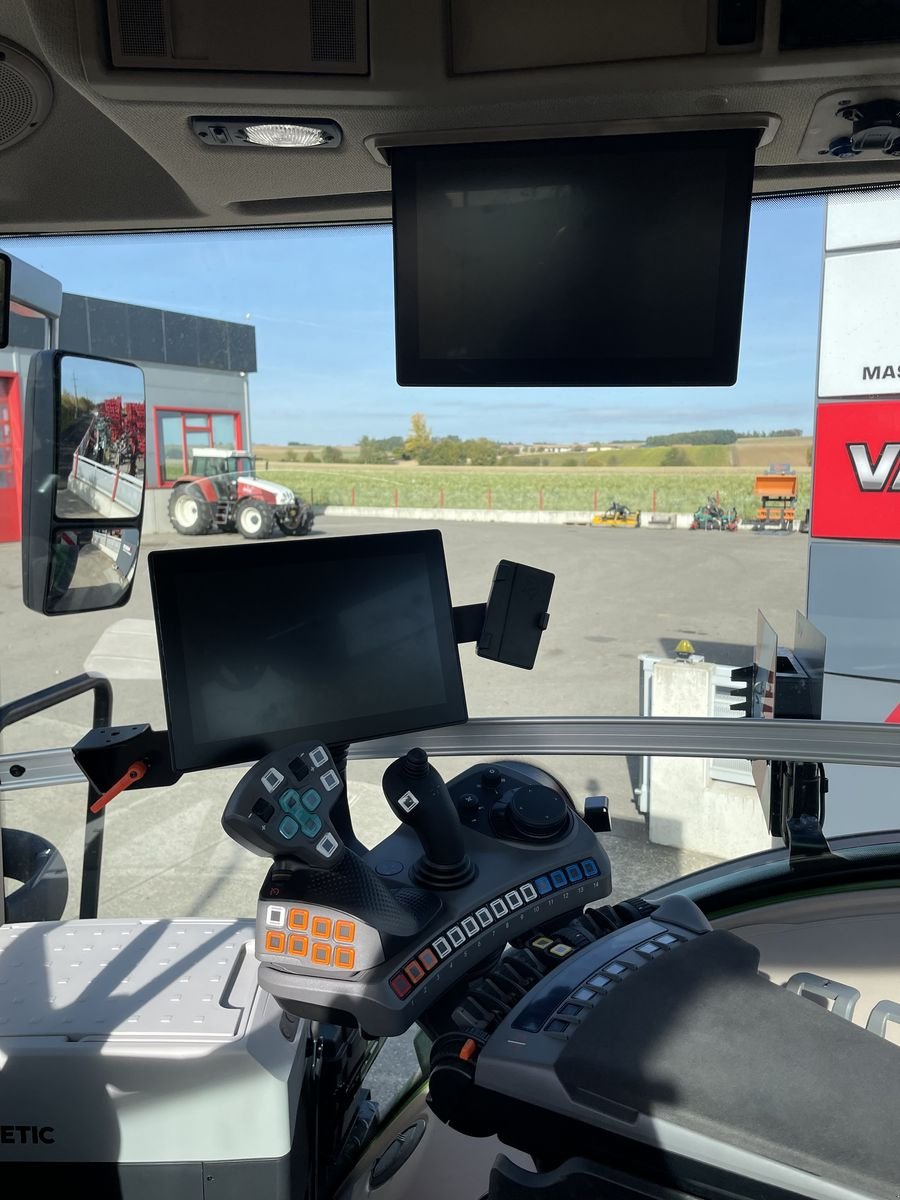 Traktor van het type Fendt 942 Vario GEN7 Profi Plus, Neumaschine in Starrein (Foto 23)