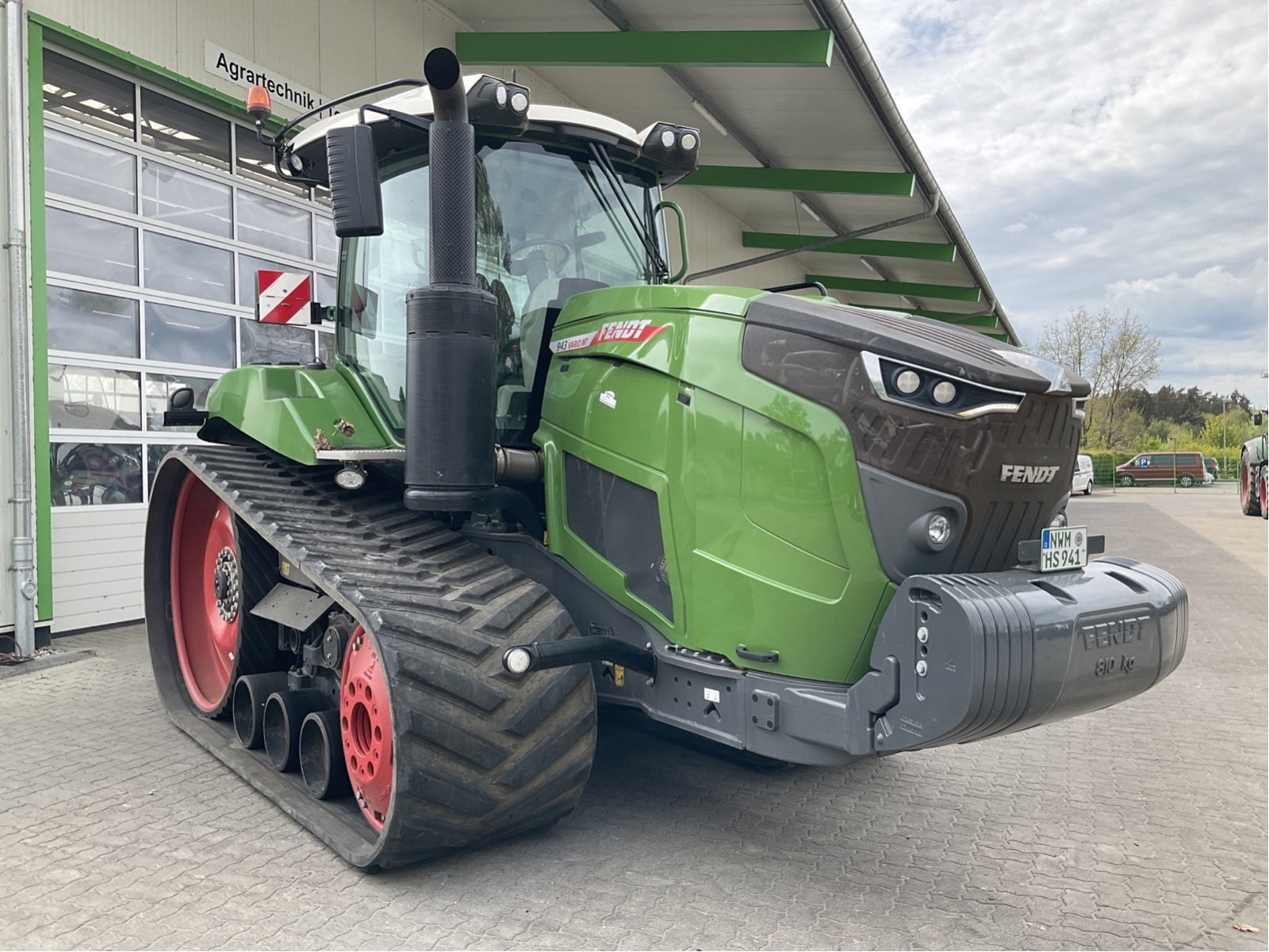 Traktor des Typs Fendt 943 Vario TM S4, Gebrauchtmaschine in Bützow (Bild 3)