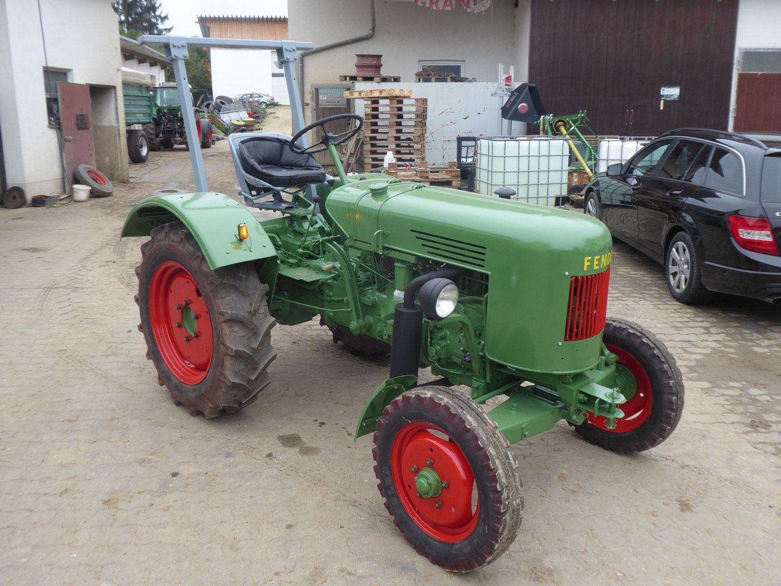 Traktor del tipo Fendt Dieselross F236, Gebrauchtmaschine en Marxheim (Imagen 1)