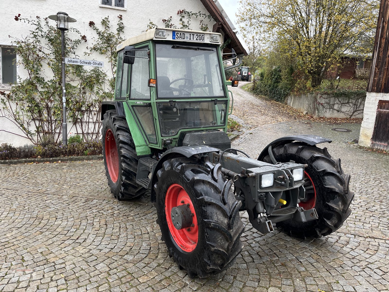 Traktor of the type Fendt F 380 GTA, Gebrauchtmaschine in Schwandorf (Picture 3)